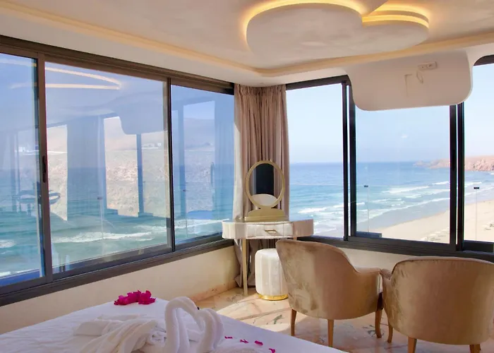 Amwaj Appts
